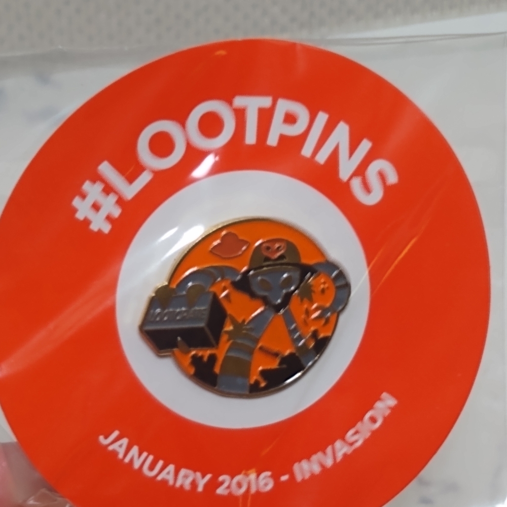 Loot Crate Pins Set of 4 LootPins - Picture 8 of 10